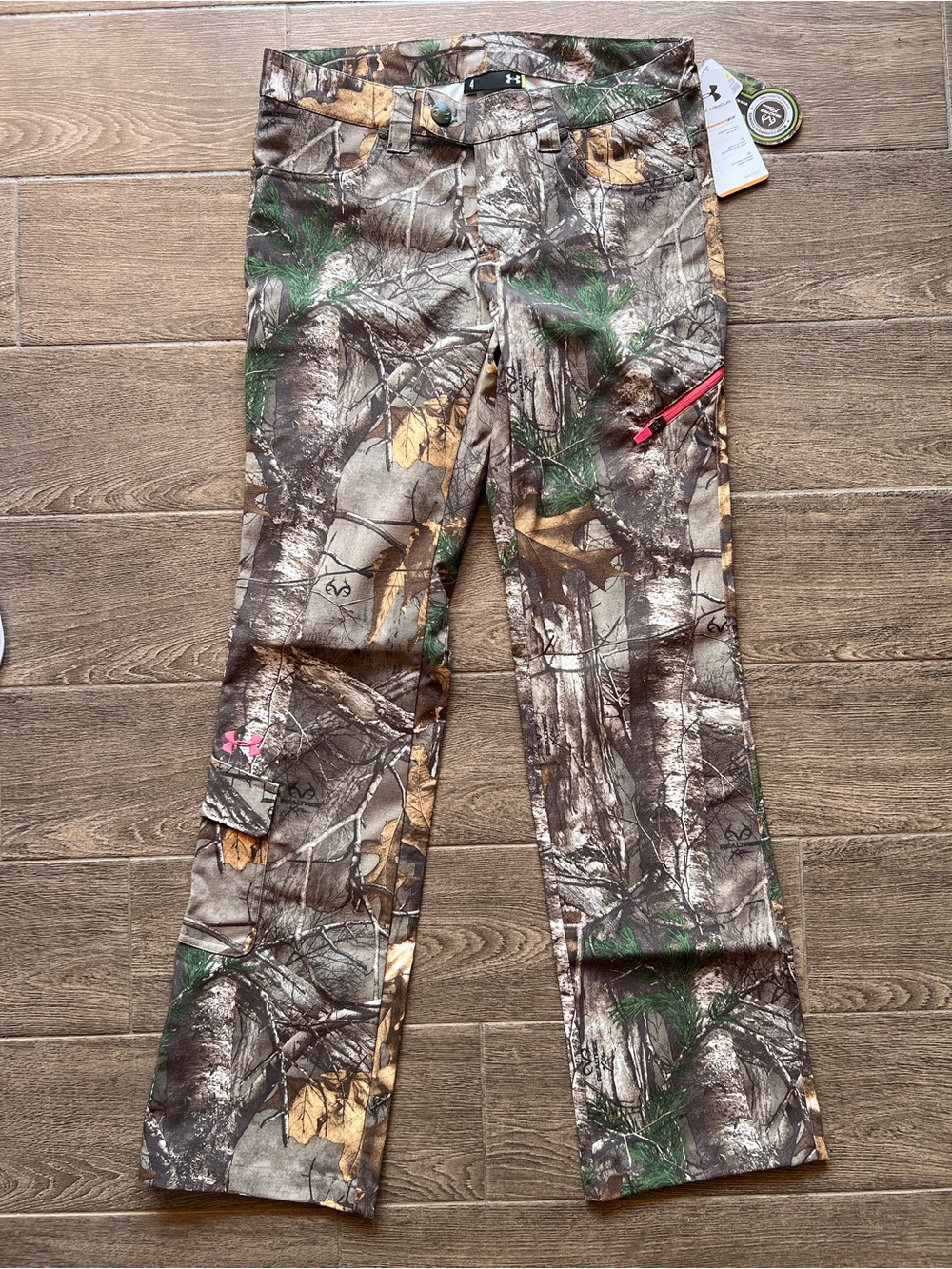 Under Armour Realtree Camo Hunting Pants Women’s 4 NWT Scent Control Outdoor